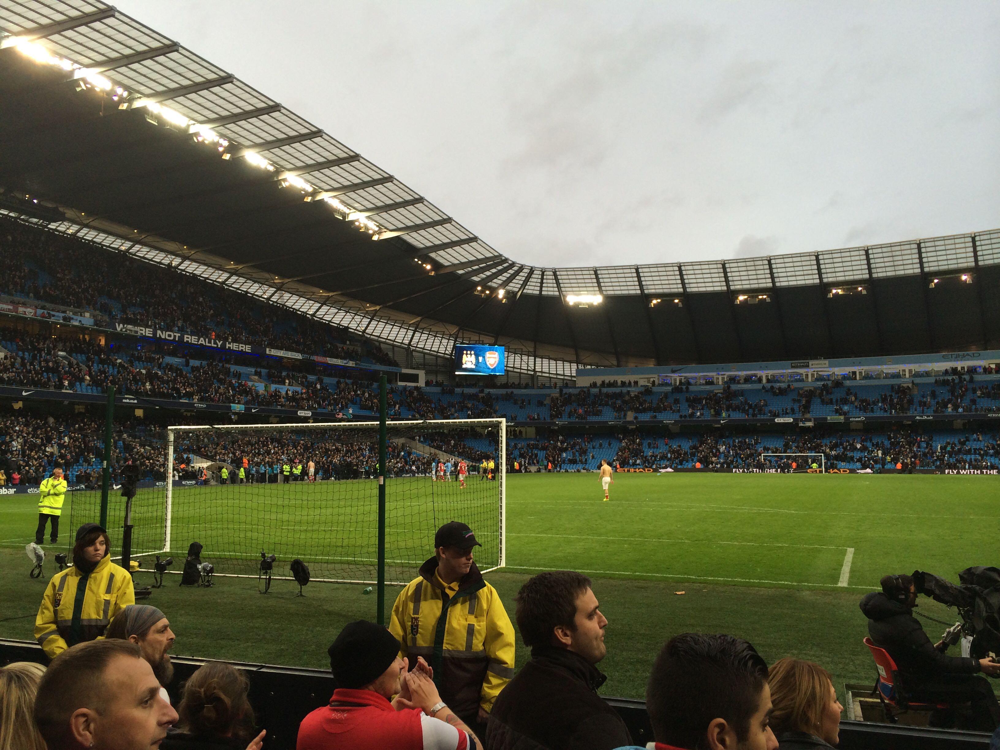 还需在氛围 还需在氛围